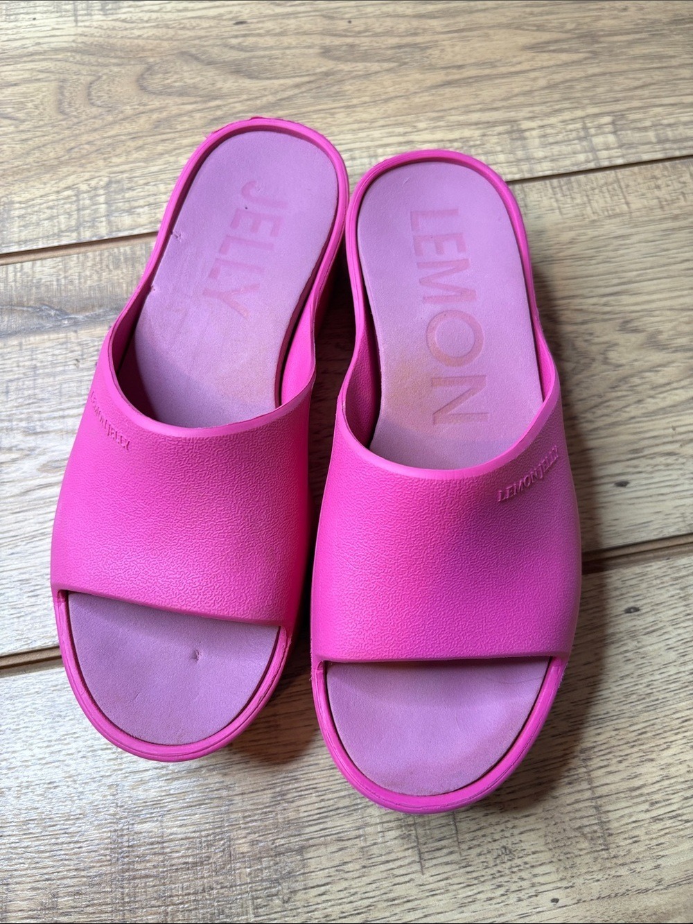 Women’s LEMON Jelly Bright Pink Slide Sandals Size 39